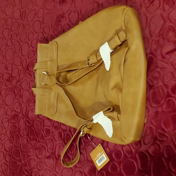 NWT backpack - Picture 2 of 4